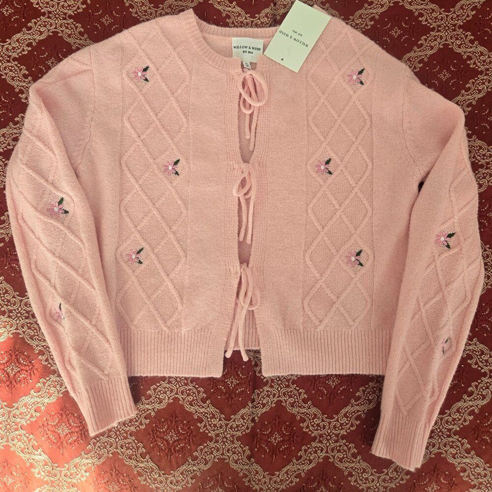 NWT Willow &  Wind Knit Cardigan